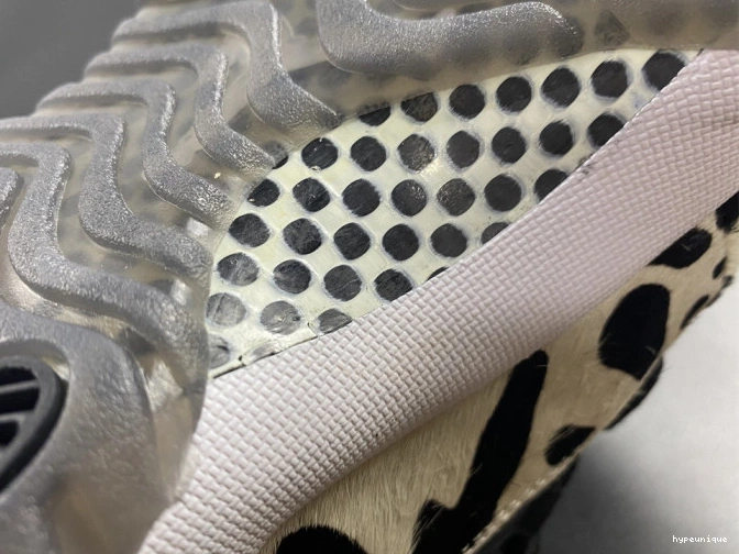 HYPE INSTINCT ANIMAL 11 AIR JORDAN AR0715-010 0702